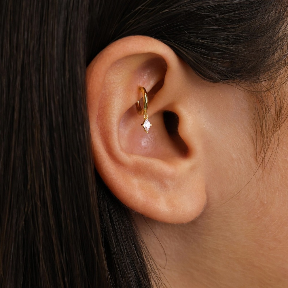 18k Gold Rook Piercing Dangle Clicker